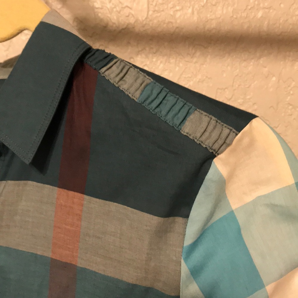 Burberry button down - Picture 5 of 6